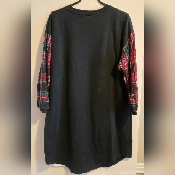 Vintage Space Jam Sleepshirt - Picture 2 of 6